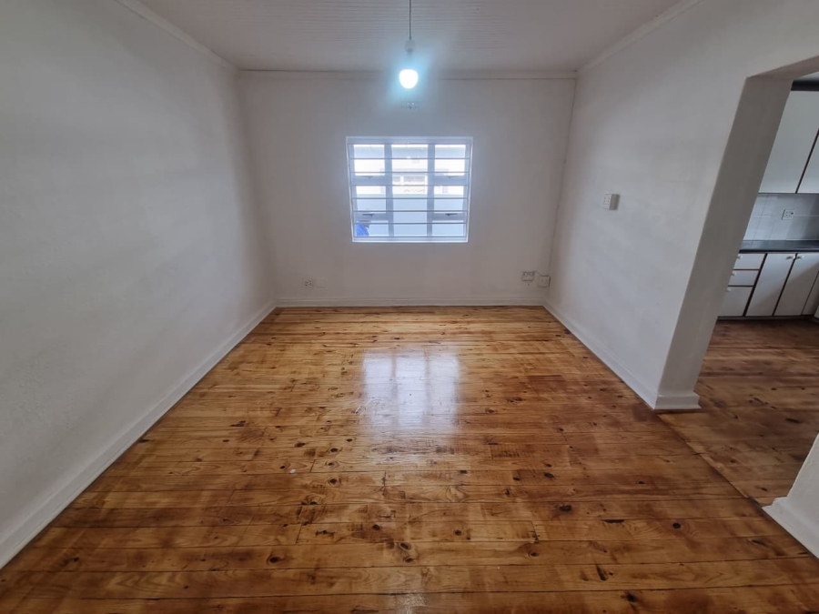 To Let 2 Bedroom Property for Rent in Lansdowne Western Cape